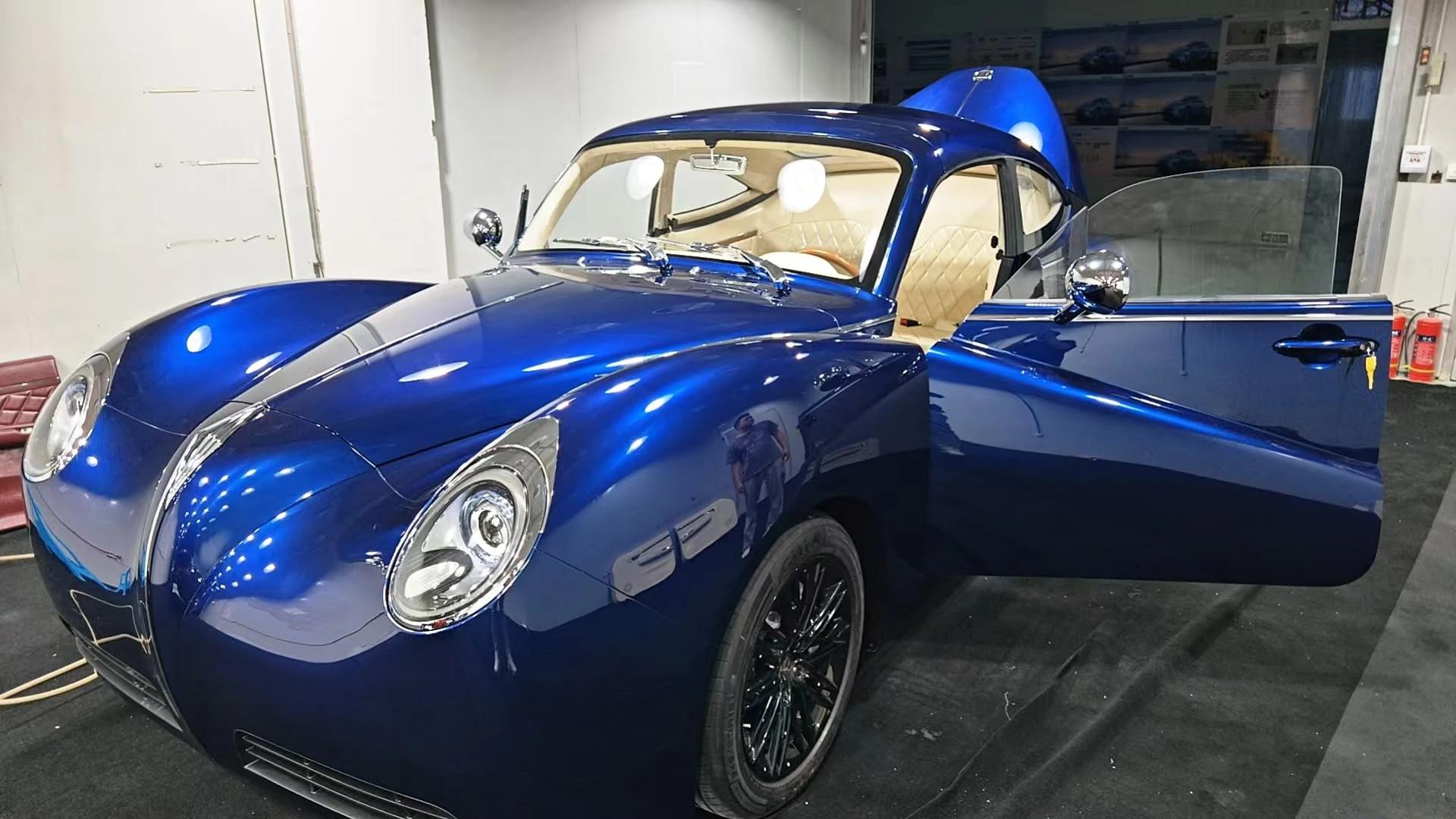 Model O1 prototype in the workshop